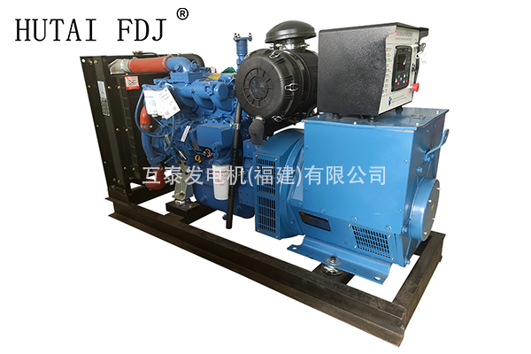 100KW廣西（xī）玉柴動力柴油發（fā）電機組（zǔ） 125KVA一起草 www.17.com發電機YC4A180L-D20