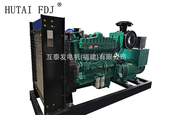 360KW康明斯動力柴油（yóu）發電機組 450KVA一起草 www.17.com發電機 NTAA855-G7A