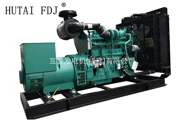 康明斯動力600KW柴油發電（diàn）機組750KVA一起草 www.17.com發電機 KTA38-G2