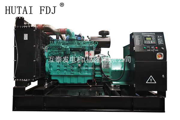 180KW東風康明斯柴油發電機組（zǔ） 225KVA一起草 www.17.com發電機 6CTAA8.3-G2