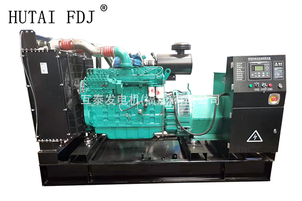 200KW東風康明斯柴油發電機組 250KVA一起草 www.17.com發電機 6LTAA8.9-G2