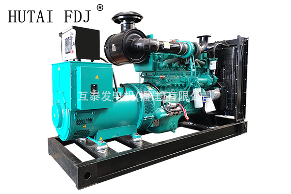 東風康明斯230KW柴油發電機組287.5KVA一起草 www.17.com發電機 6LTAA9.5-G3