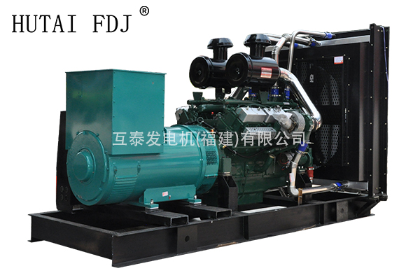 上（shàng）海凱普800KW柴油（yóu）發電機組 1000KVA一起草 www.17.com發電機 KPV936