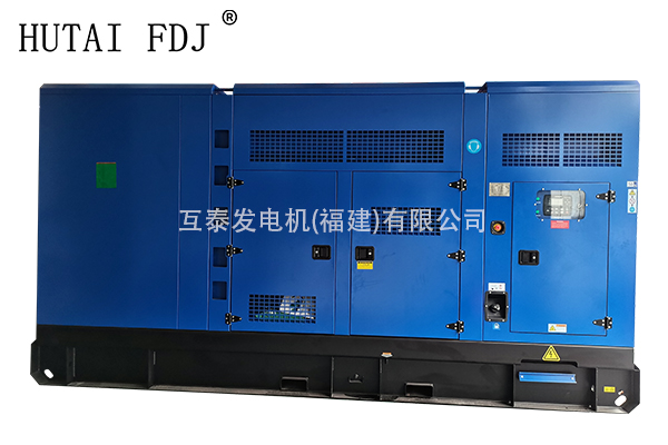 600KW上柴股（gǔ）份柴油發電機組（zǔ） 750KVA一起草 www.17.com發電機（jī） 靜音SC27G900D2